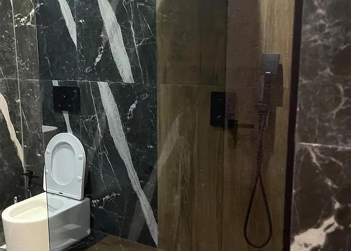 公寓 Jt - Red 地拉那