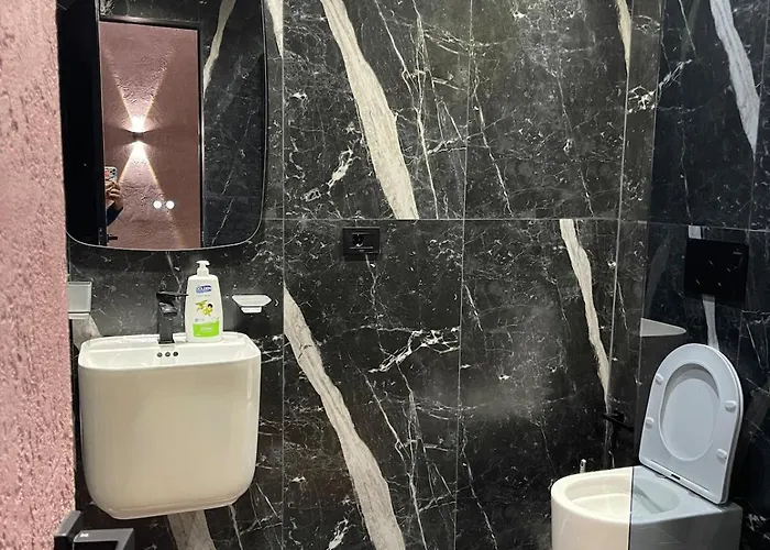 公寓 Jt - Red 地拉那